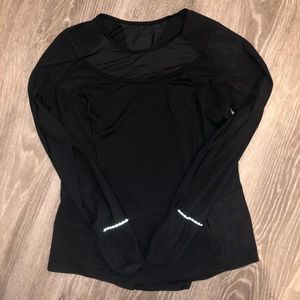 LULULEMON FITTED RUNNER LONG SLEEVE